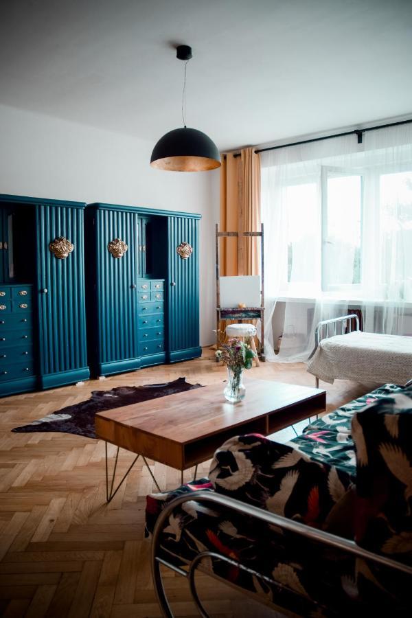 Kiki & Luky Family Apartment By Prague Castle Buitenkant foto